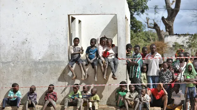 Financiamento global em queda afeta proteção infantil em Moçambique