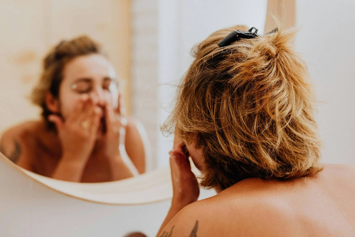 Conheça ativos populares de skincare e saiba como combiná-los na rotina