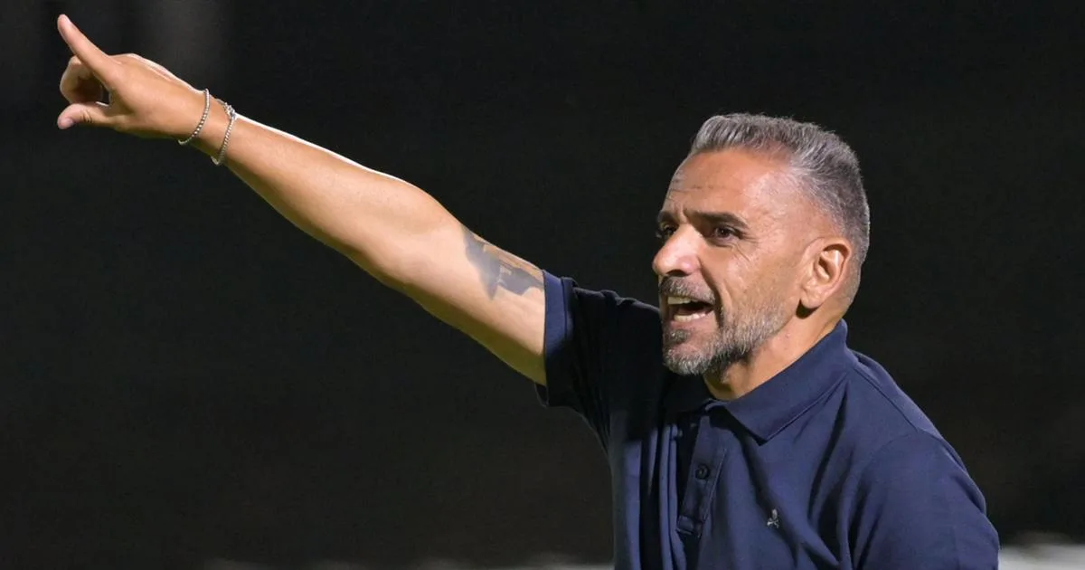 Jogo simples, Suárez e os passes falhados de Flávio: tudo o que disse Rui Borges