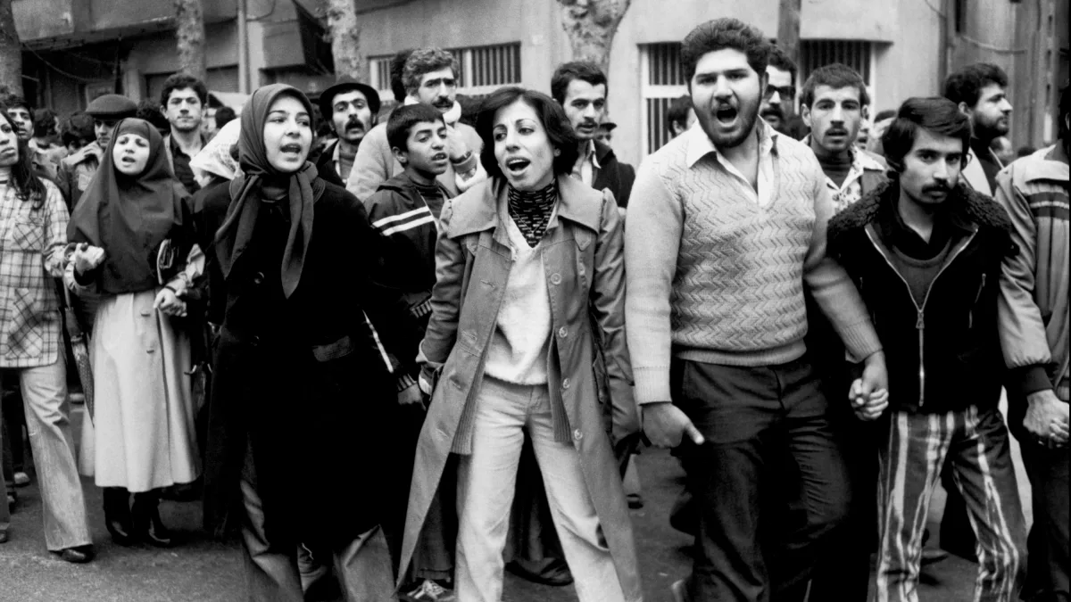 Foucault in Iran: Die Menschen stehen vorwärts in den Straßen