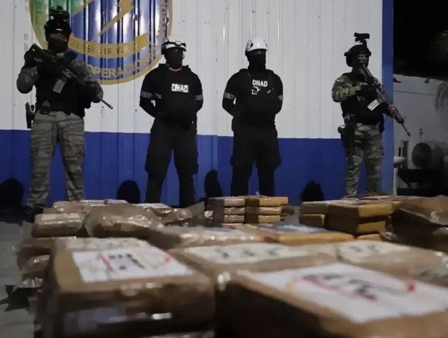 Decomisan en Panamá 290 paquetes de presunta droga enviados de Ecuador hacia España