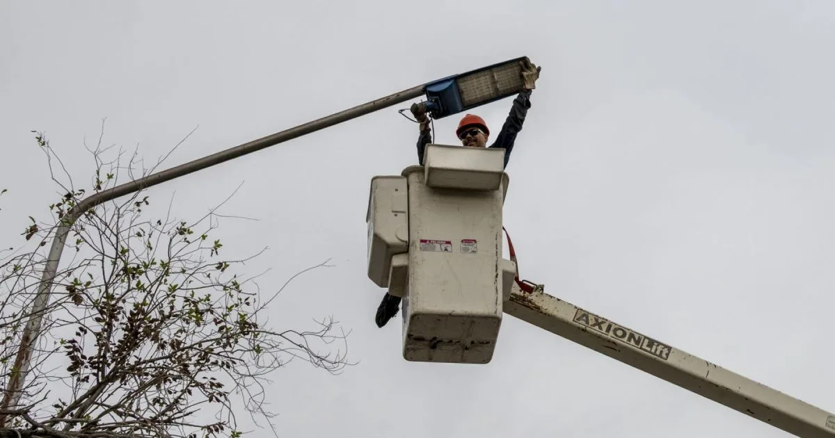Servicio a la comunidad: CALF programó tres cortes de luz para este domingo 23 de agosto en Neuquén