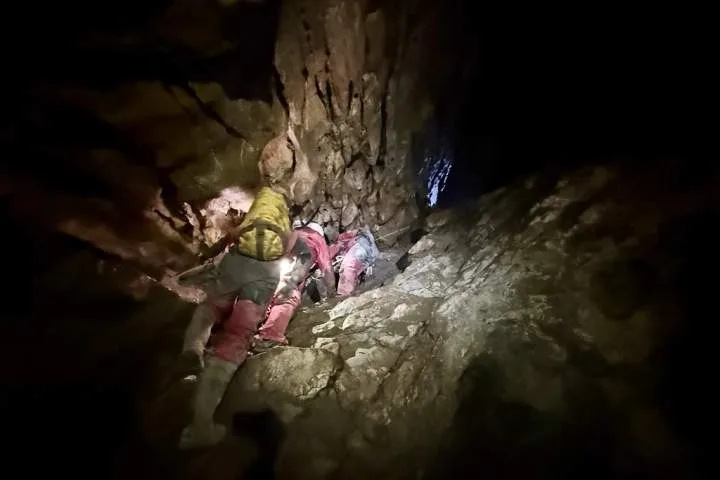 Rescuers use new tech to save caver trapped vertically in Alberta’s ‘Psych Squeeze’
