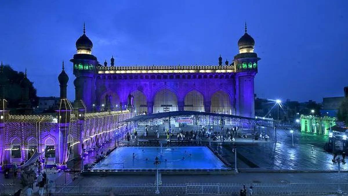 Hyderabad Police Commissioner wishes public on Milad-un-Nabi