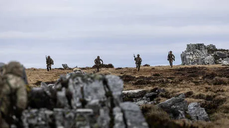 British troops training to ‘recapture’ Falklands – Times