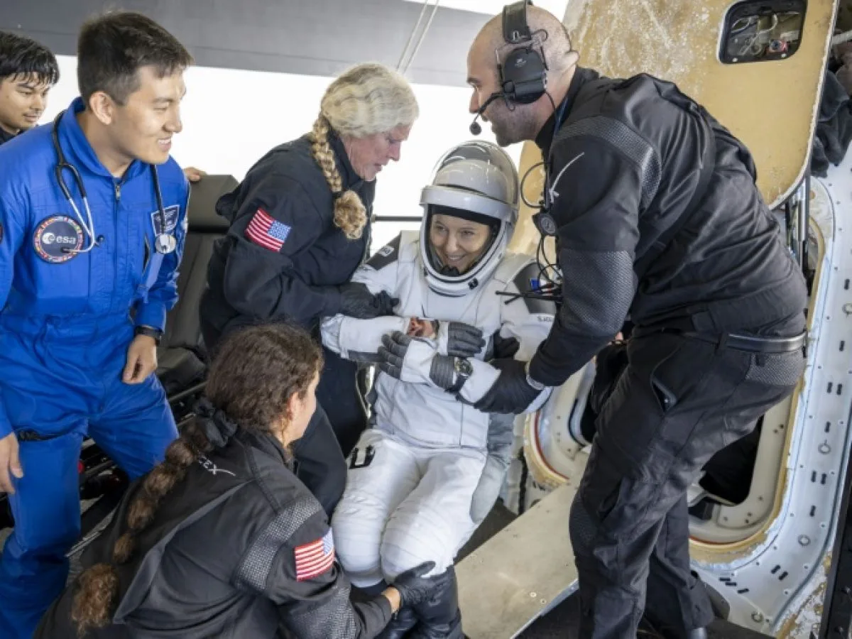 La Française Sophie Adenot et l'équipage de Crew-12 de retour sur Terre