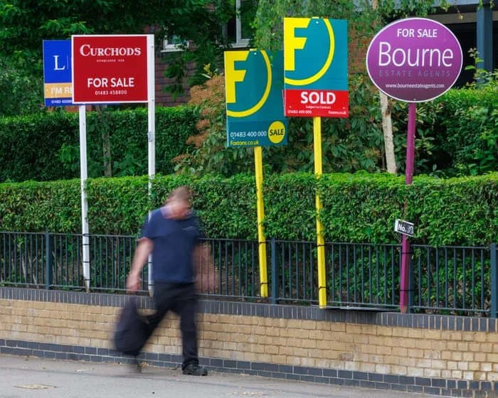 UK mortgage borrowers brace for rate jump amid global bond sell-off