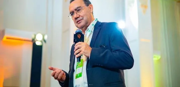 Augusto Cury declara R$ 242 mi e registra candidatura ao Planalto
