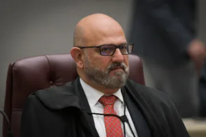 ICMS em aquisições não gera crédito de PIS e Cofins