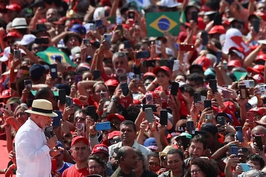 Lula da Silva launches re-election bid where he once led workers’ strikes