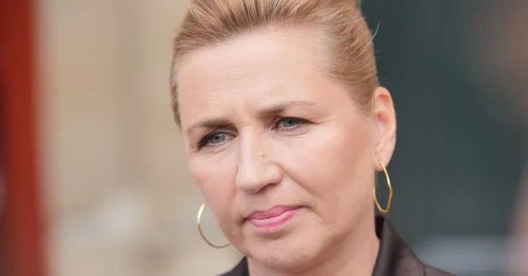 Frederiksen "indignada" com comentários sobre aparência