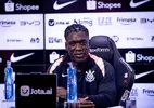 Seedorf deixa cargo da Federação Holandesa para assumir o Corinthians