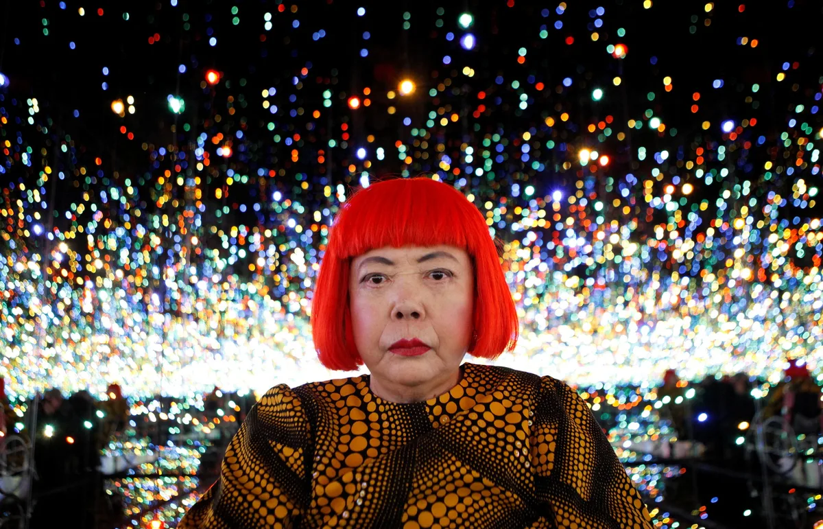 Muere a los 97 años Yayoi Kusama, la artista que convirtió los lunares en exponente de la psicodelia