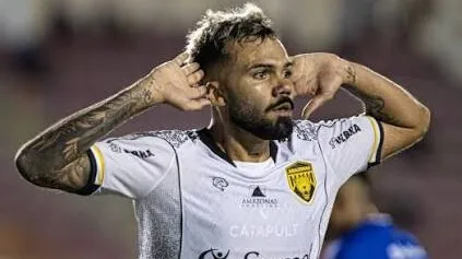 Ex-jogador do Atlético de Madrid pede rescisão de clube brasileiro