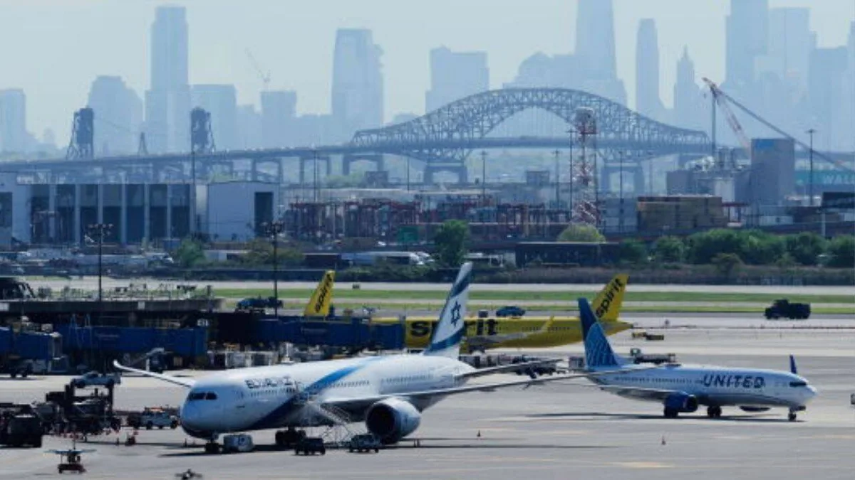 13 injured as shuttle bus crashes into barrier at Newark Airport