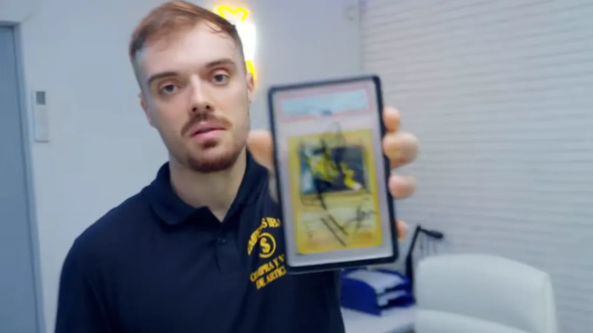 Ibai Llanos pilla 'in fraganti' a un seguidor que puso a la venta una carta Pokémon que le había firmado días antes: "¿A 2.500 euros?"