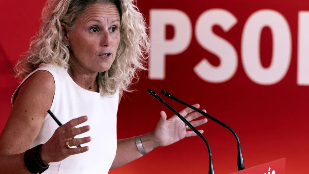Dimite Montse Mínguez, portavoz del PSOE, tras la polémica por los negocios inmobiliarios de su pareja