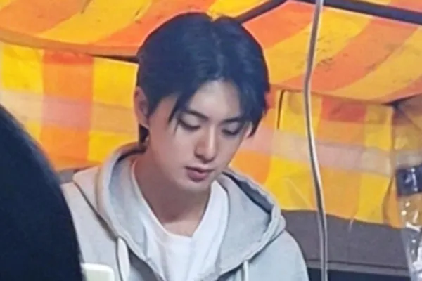 ‘붕어빵 파는 차은우’ 영업 중단…“너무 많은 분 찾아와”