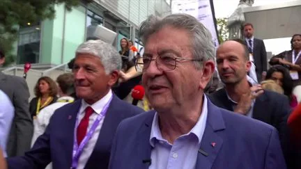 Premier débat de la présidentielle : Jean-Luc Mélenchon entend dire "leurs quatre vérités" aux chefs d'entreprise présents à la rentrée du Medef
