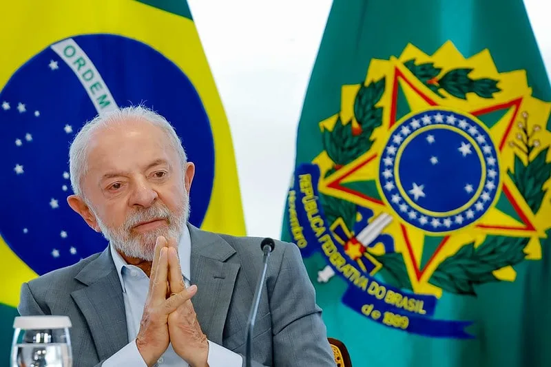 Ex-ministros de FHC e nomes de direita se unem em apoio a Lula