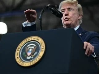 Donald Trump affirme vouloir faire du détroit d’Ormuz un « territoire des États-Unis » après la guerre contre l’Iran