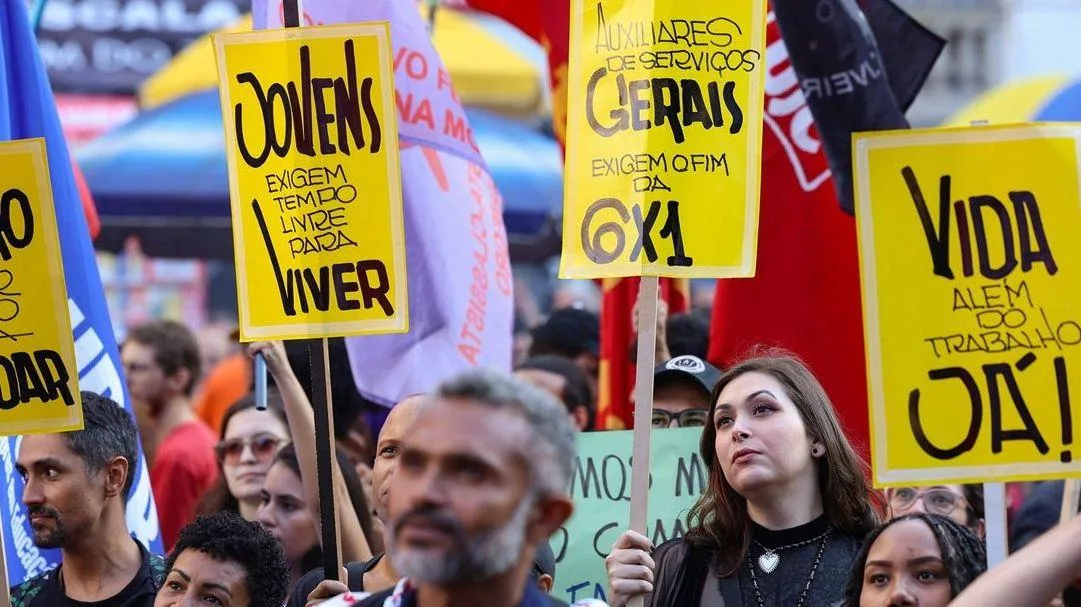 Fim da escala 6x1 é 'vitória' e dá 'impulso eleitoral' para Lula, destaca imprensa internacional