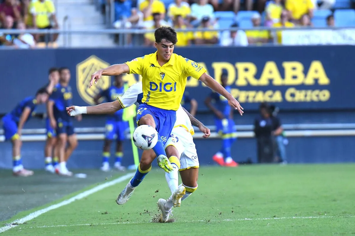 Cádiz - Girona en directo: LaLiga Hypermotion hoy, en vivo