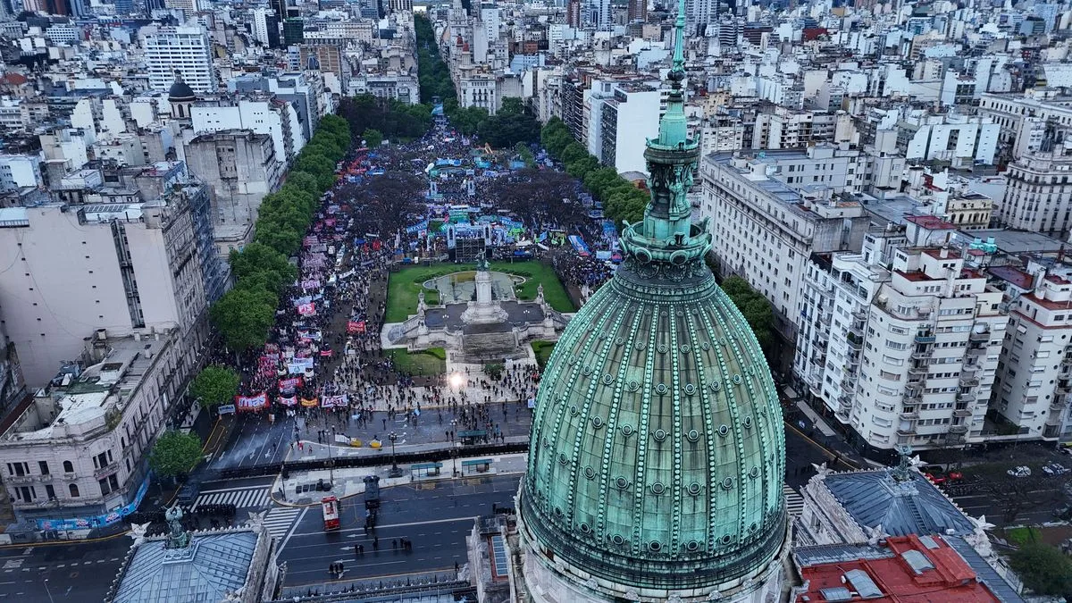 Las mejores imágenes de la Marcha Federal Universitaria frente al Congreso