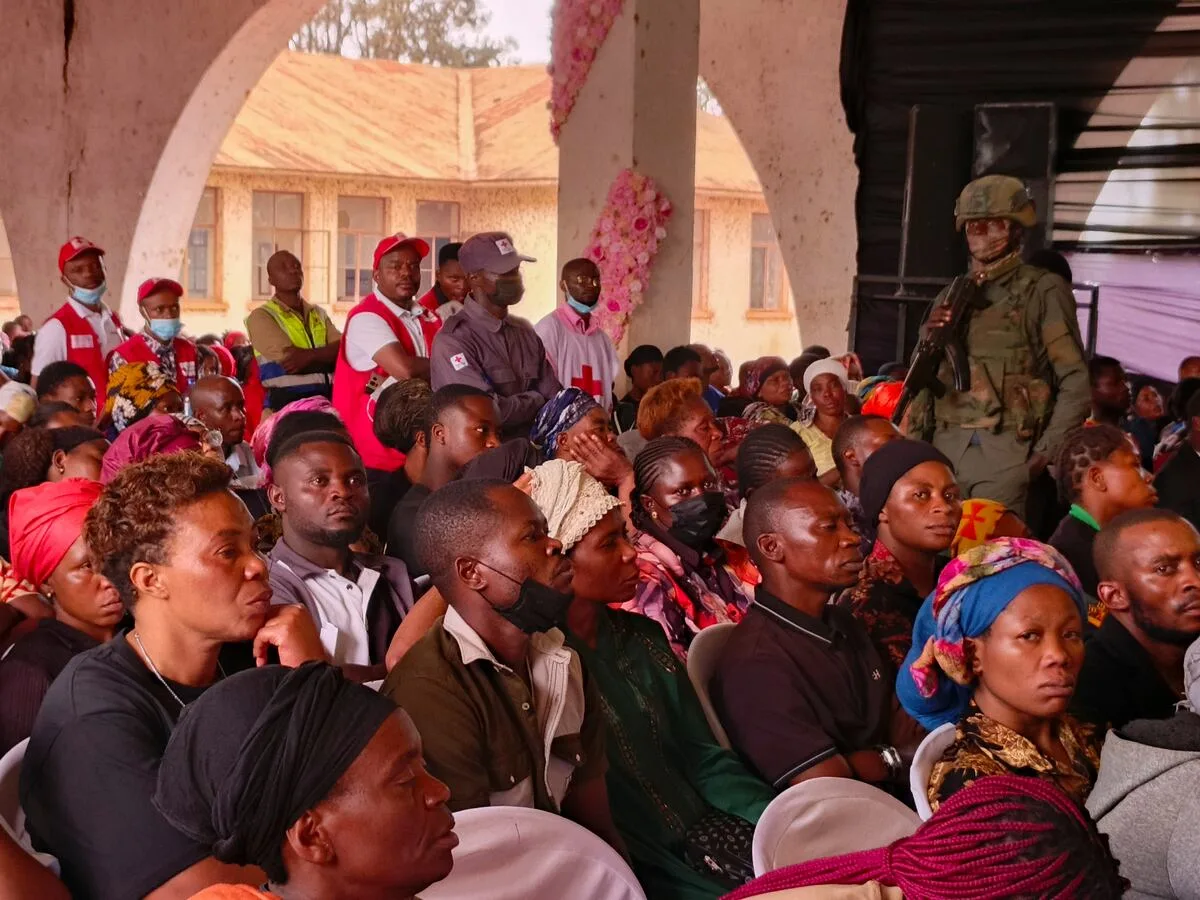 Hundreds gather in eastern DRC to mourn victims of school fires