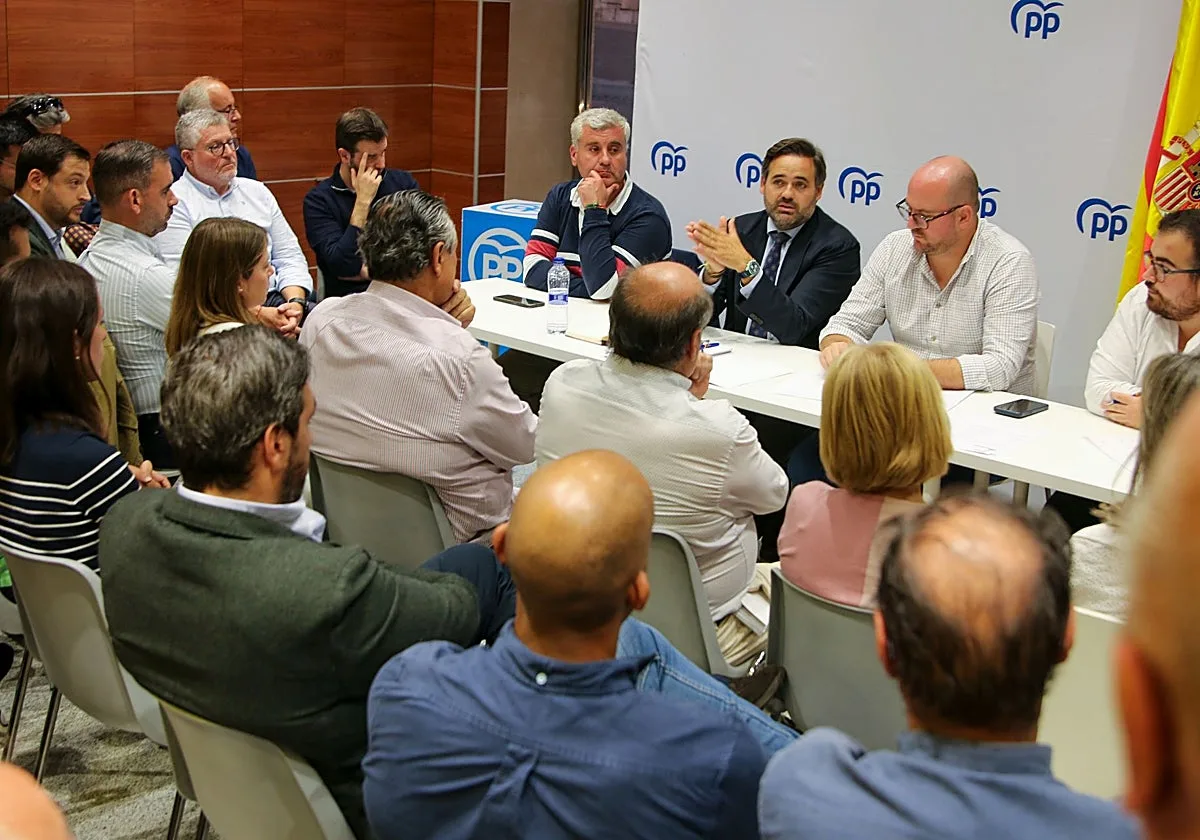 Núñez llama a convertir el «enfado» con Sánchez en votos para llevar a Feijóo a Moncloa