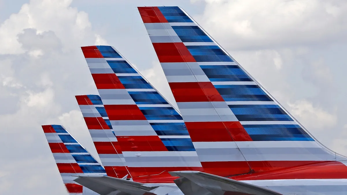 2 planes with same flight number avoid possible disaster thanks to controller
