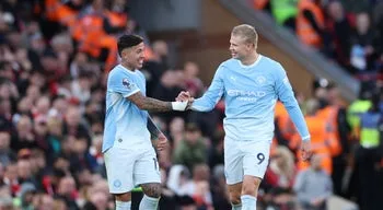 Manchester City supera revolta de Anfield e segue líder isolado em Inglaterra