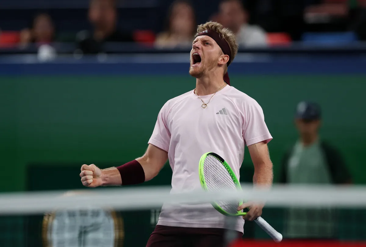 Davidovich acerca el sueño de una final española