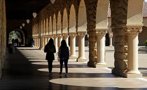 En EU hay menos alumnos extranjeros; temen impacto