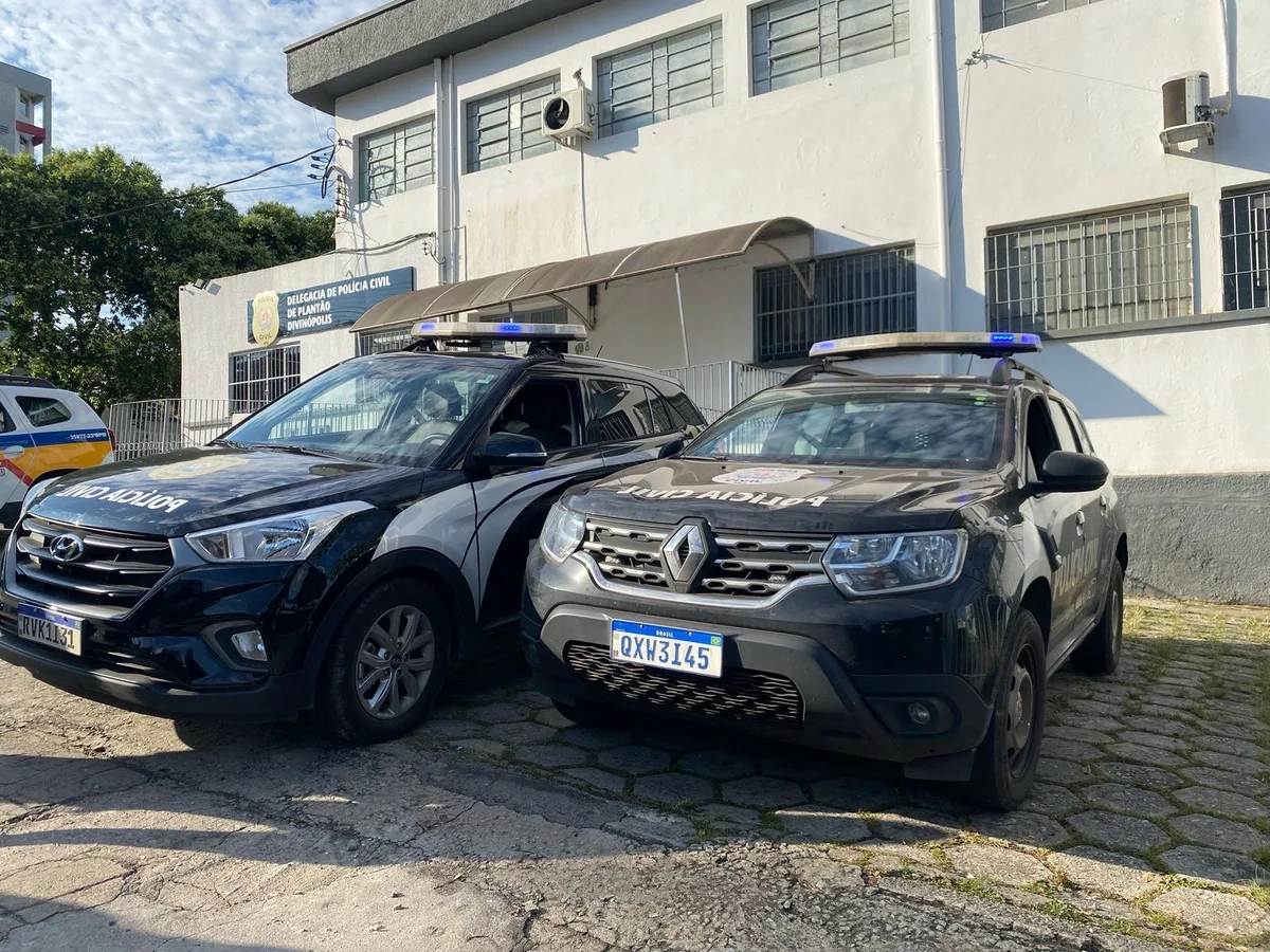 Ladrão é preso após abandonar carro furtado e esquecer RG no veículo em Divinópolis