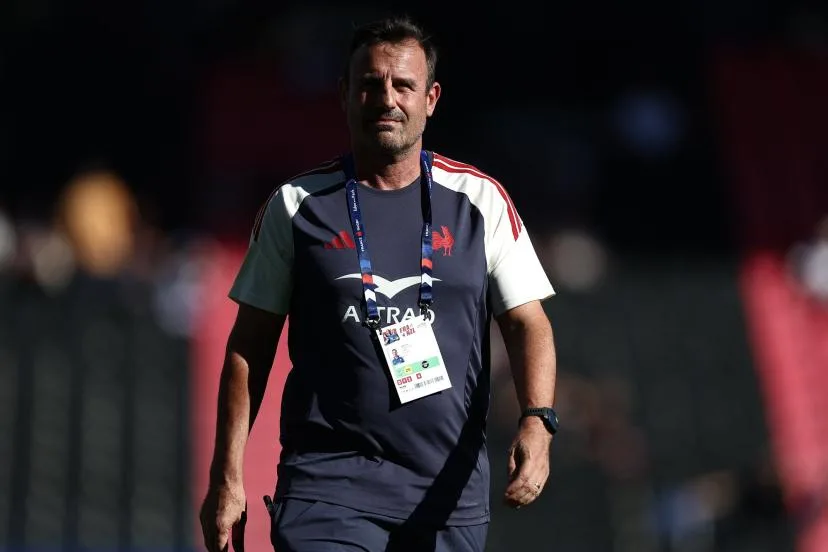 François Ratier, sélectionneur des Bleues avant le deuxième match du WXV : « Il faut qu'on fasse preuve de beaucoup plus de précision sous pression »
