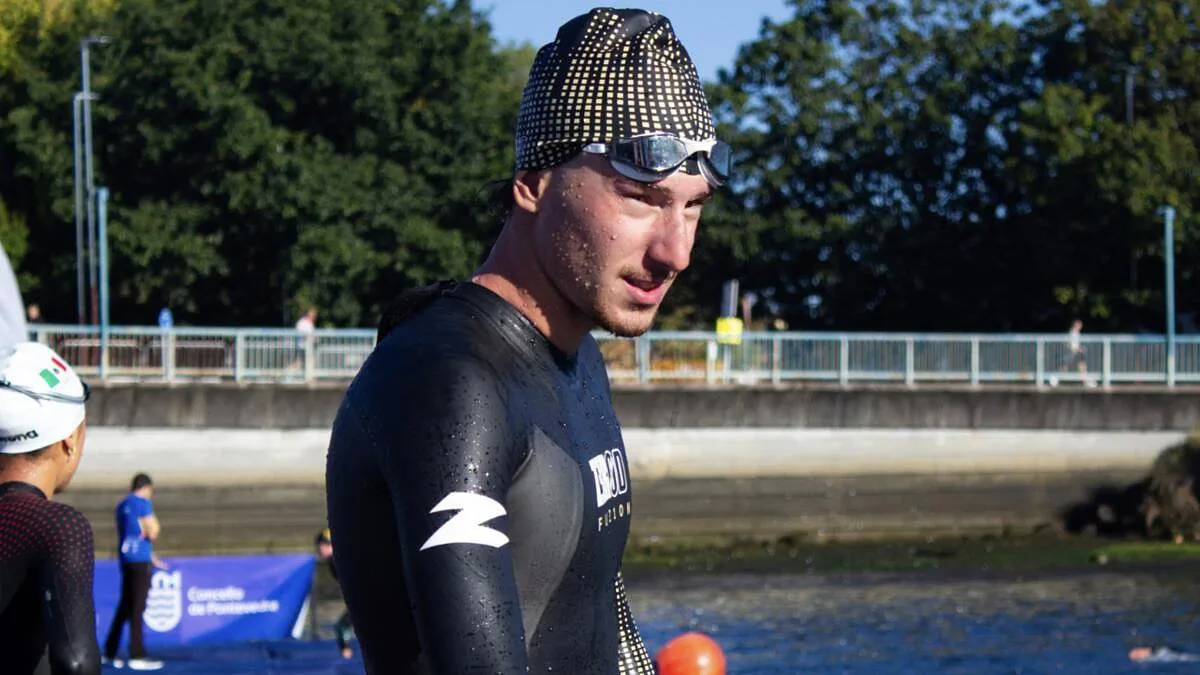 Dinis Ferreira vice-campeão do mundo de triatlo de júniores em Pontevedra