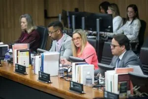 CNJ pune desembargador que concedeu domiciliar a suspeito de liderar facção