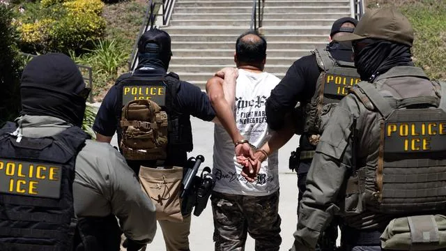 ICE : US-Einwanderungsbehörde meldet Höchstwert an Festnahmen im Juli