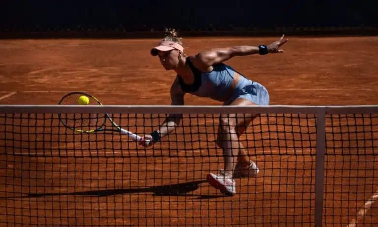 Laura Pigossi vence e avança à semifinal de duplas do WTA de Mallorca