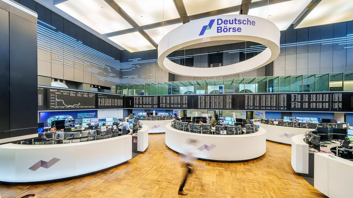 Marktbericht: DAX bleibt im Seitwärtstrend