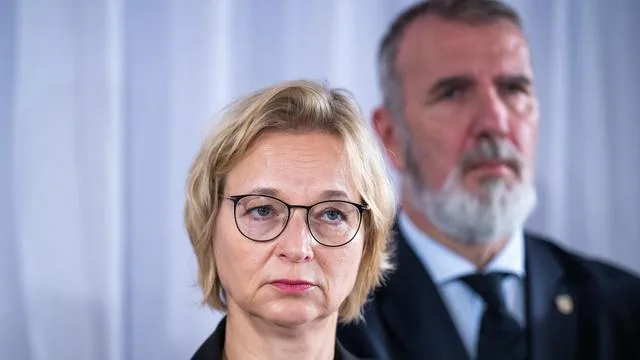 Thüringen: Thüringer BSW-Landtagsfraktion will sich auflösen