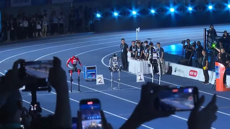 Humanoid beats Usain Bolt's 100m record at Beijing robot games