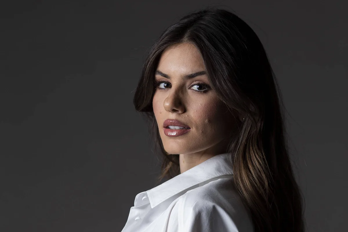 Camila Queiroz é madrinha de ONG que diagnostica doenças raras: 'Devolve algo essencial para famílias: tempo e resposta'