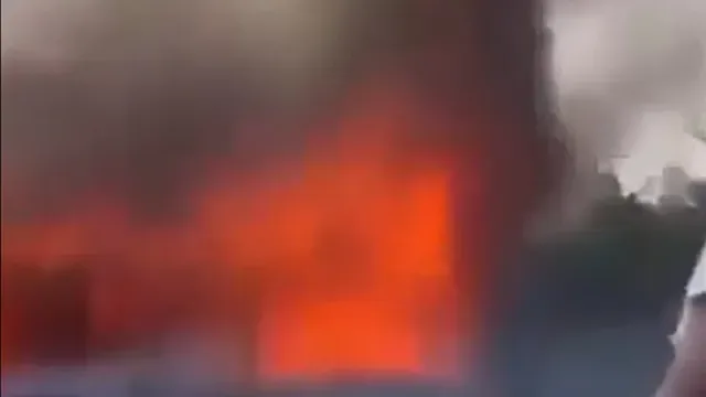 Incêndio em complexo turístico no Bangladesh causa pelo menos dez mortos