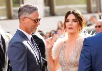 Sandra Bullock revela como filhos lidaram com doença do namorado