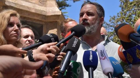 Abascal agita la conspiración de que Sánchez quiere "entregar" Ceuta a Marruecos