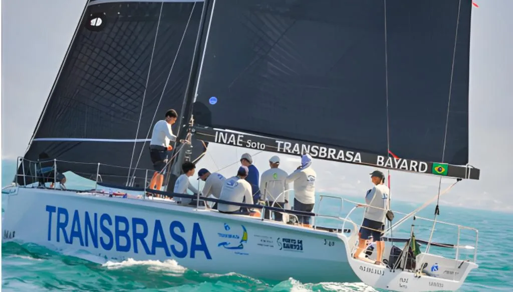 Regata de 200 milhas coloca dirigente e comandante diante do mesmo desafio no mar