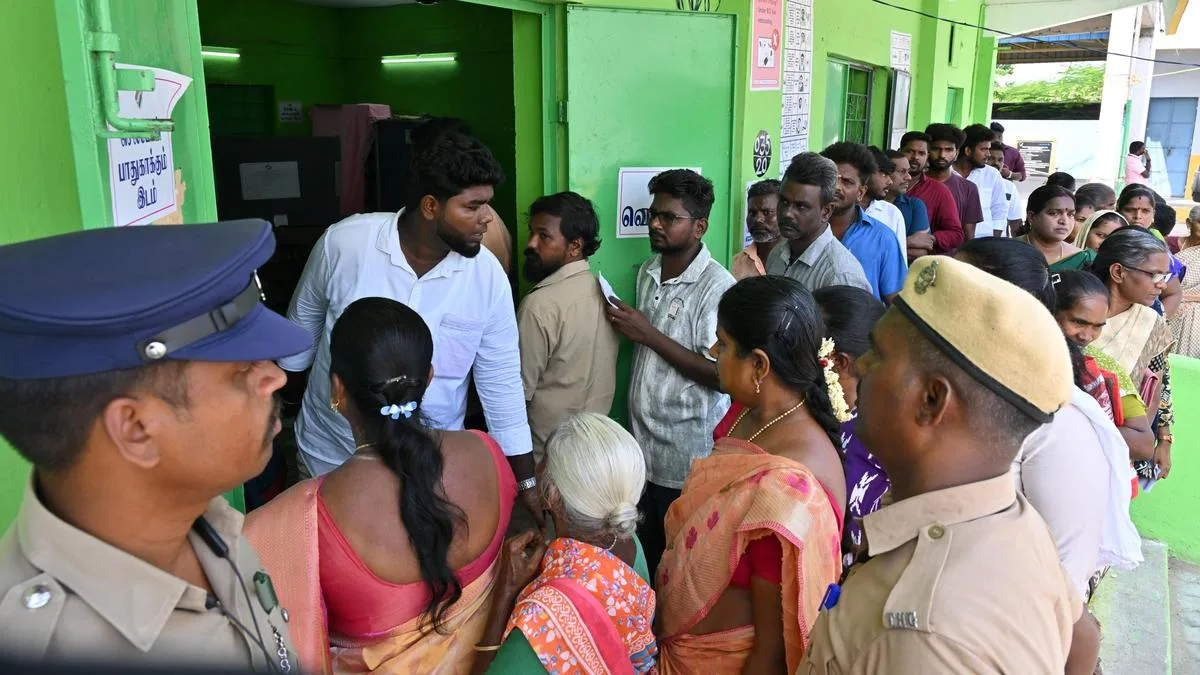 Bypolls held in five Assembly seats, one Lok Sabha constituency