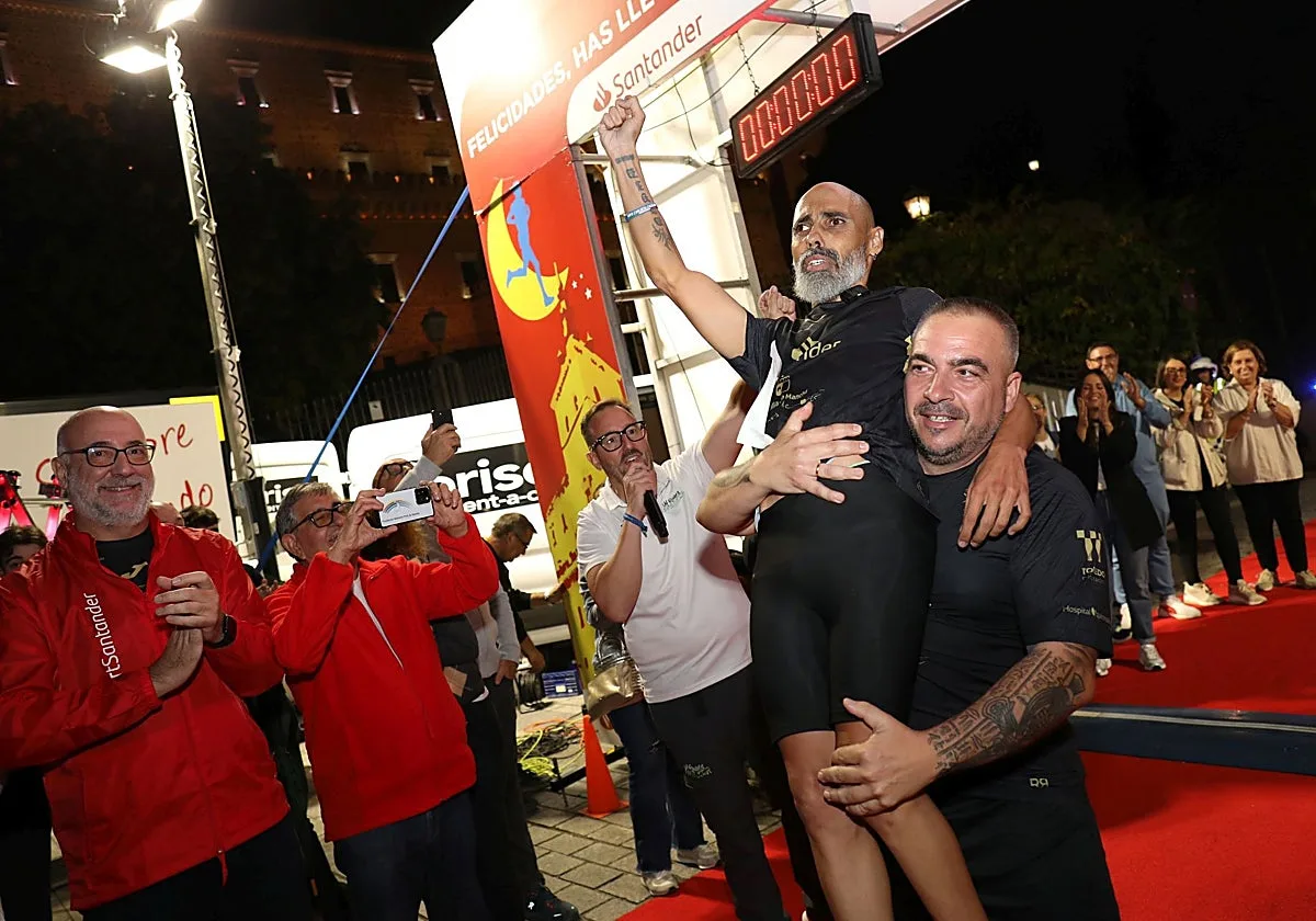 'SuperPaco', emocionado tras completar su cuarta Nocturna : «Me siento muy querido en Toledo»